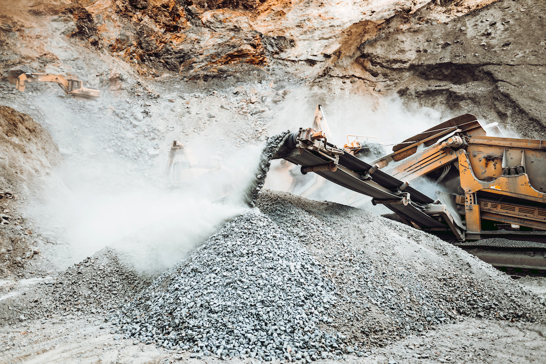 Algumas válvulas são utilizadas pelo setor de minerais e minérios, por conta de sua capacidade de vedação total, que faz com que elimine as sublevações e o fluxo não entra em contato com as partes metálicas.
